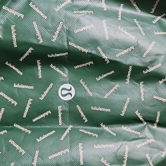 Lululemon reusable bag tote - Picture 2 of 10